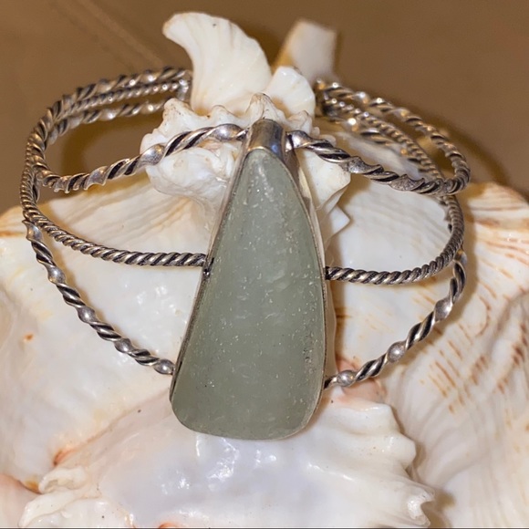 Jewelry - Green Amazonite handcrafted statement cuff